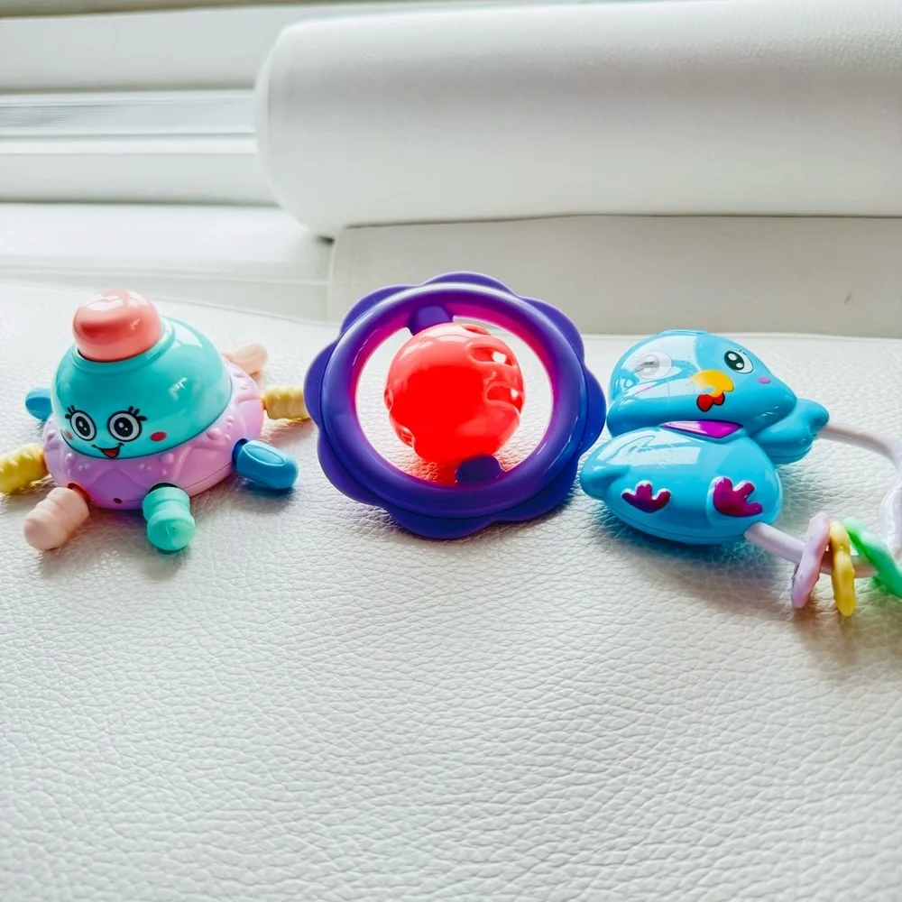 Baby toys for sensory and fine motor skills development - 13 toys